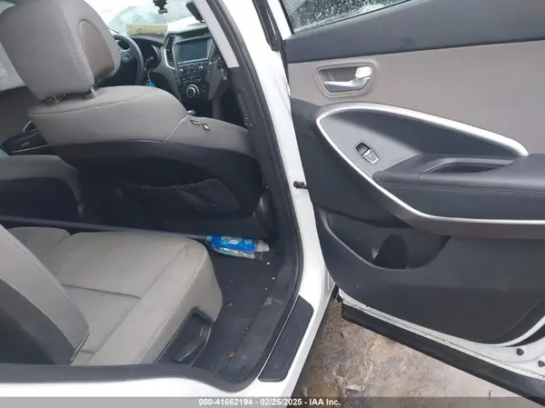5XYZUDLB8HG390710 2017 HYUNDAI SANTA FE - Image 8