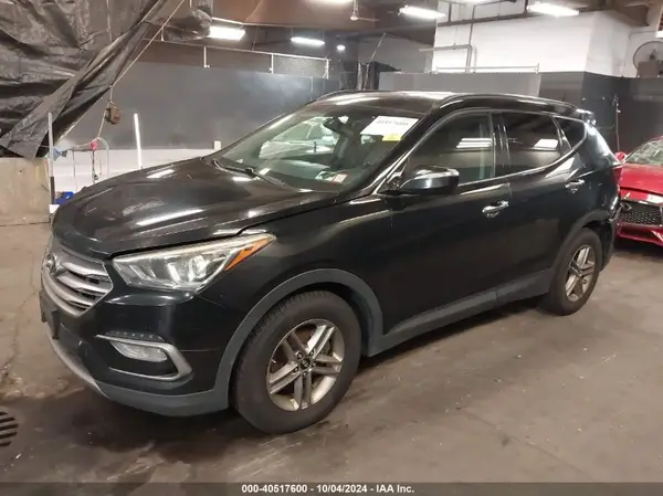 5XYZUDLB8HG399519 2017 HYUNDAI SANTA FE - Image 2