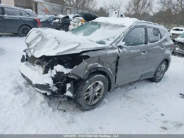 5XYZUDLB8HG399732 2017 HYUNDAI SANTA FE - Image 2