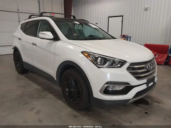 5XYZUDLB8HG437315 2017 HYUNDAI SANTA FE - Image 1