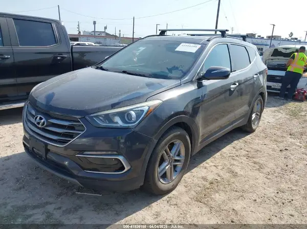 5XYZUDLB8HG442370 2017 HYUNDAI SANTA FE - Image 2