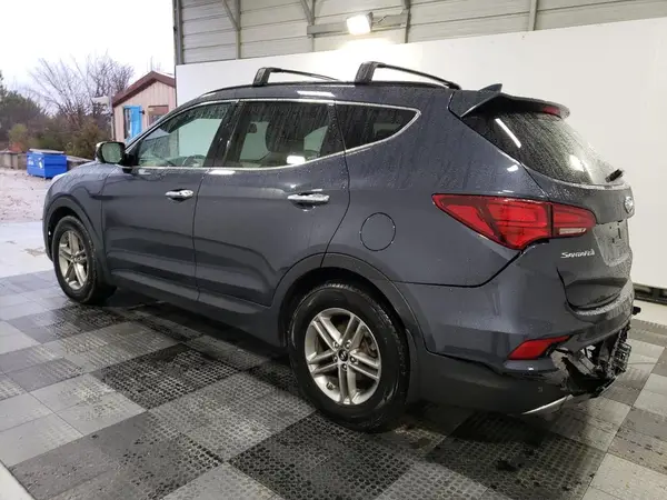 5XYZUDLB8JG522371 2018 HYUNDAI SANTA FE - Image 2