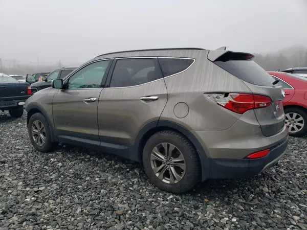 5XYZUDLB9GG333947 2016 HYUNDAI SANTA FE - Image 2