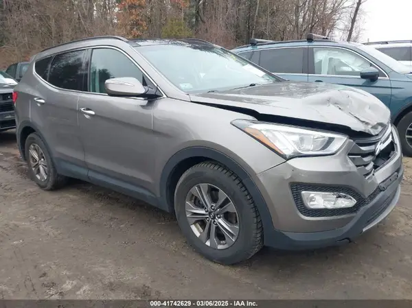 5XYZUDLB9GG356841 2016 HYUNDAI SANTA FE - Image 1