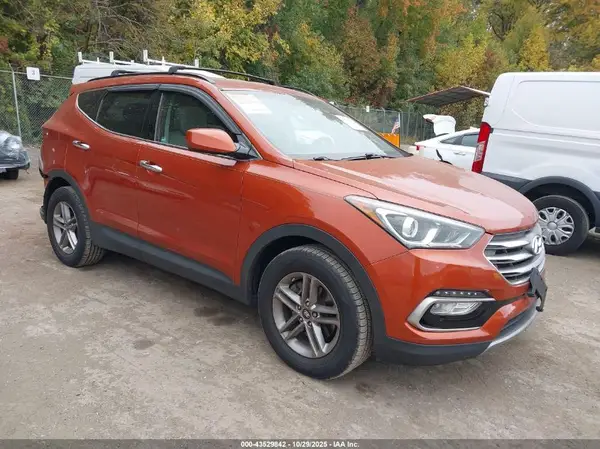 5XYZUDLB9HG462966 2017 HYUNDAI SANTA FE - Image 1