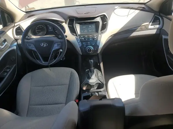 5XYZUDLB9HG468833 2017 HYUNDAI SANTA FE - Image 8
