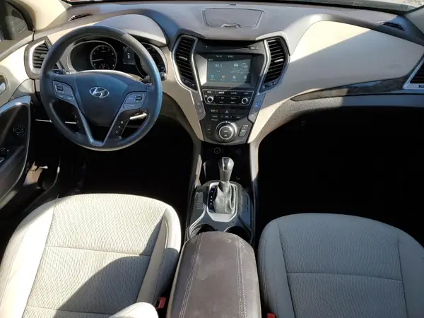 5XYZUDLB9HG497667 2017 HYUNDAI SANTA FE - Image 8