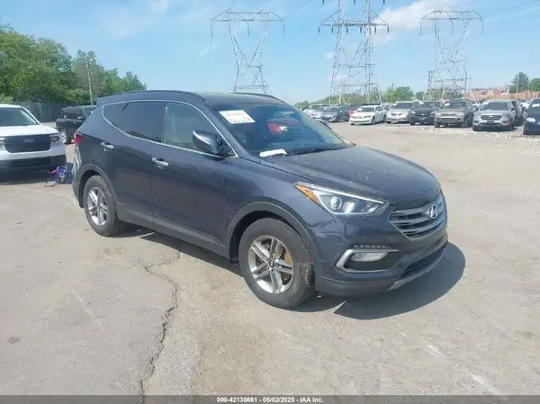 5XYZUDLB9JG522363 2018 HYUNDAI SANTA FE - Image 1