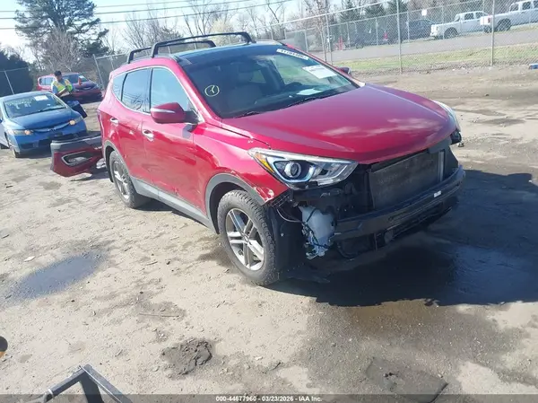 5XYZUDLB9JG557288 2018 HYUNDAI SANTA FE - Image 1