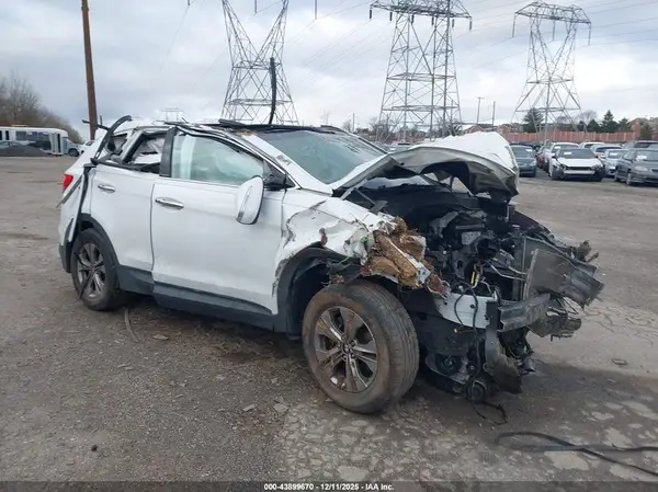 5XYZUDLBXGG307194 2016 HYUNDAI SANTA FE - Image 1