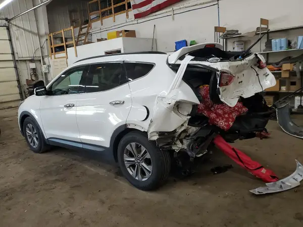 5XYZUDLBXGG330765 2016 HYUNDAI SANTA FE - Image 2