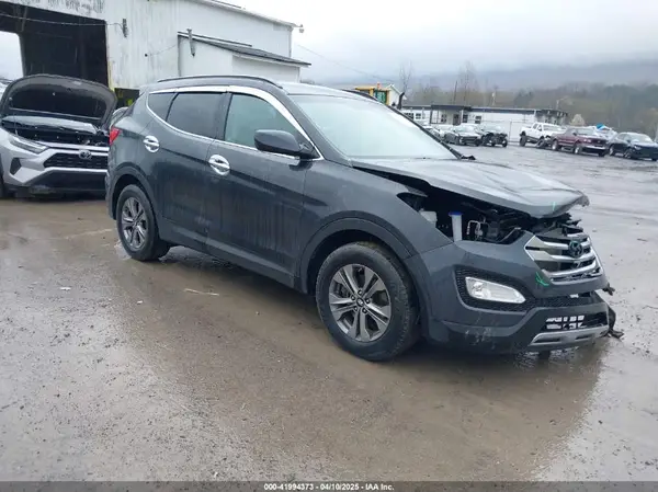 5XYZUDLBXGG370652 2016 HYUNDAI SANTA FE - Image 1