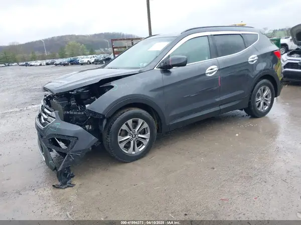 5XYZUDLBXGG370652 2016 HYUNDAI SANTA FE - Image 2