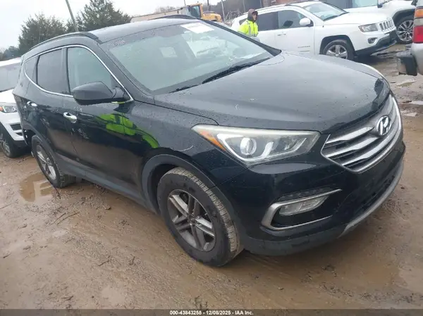 5XYZUDLBXHG413596 2017 HYUNDAI SANTA FE - Image 1