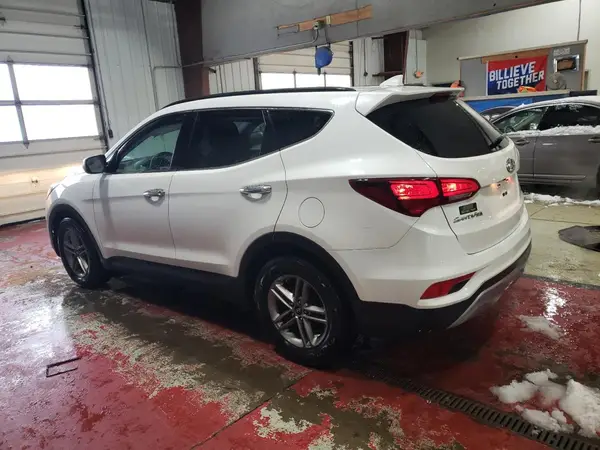 5XYZUDLBXHG417437 2017 HYUNDAI SANTA FE - Image 2