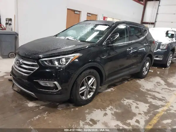 5XYZUDLBXHG444556 2017 HYUNDAI SANTA FE - Image 2