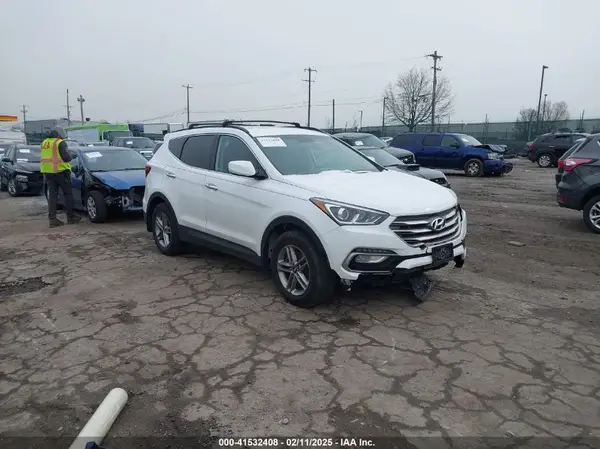 5XYZUDLBXHG445688 2017 HYUNDAI SANTA FE - Image 1