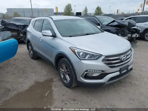 5XYZUDLBXHG477380 2017 HYUNDAI SANTA FE - Image 1