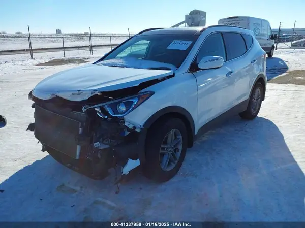5XYZUDLBXJG534778 2018 HYUNDAI SANTA FE - Image 2