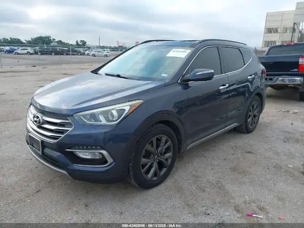 5XYZW4LA0HG472030 2017 HYUNDAI SANTA FE - Image 2