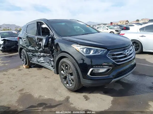 5XYZW4LA1HG484610 2017 HYUNDAI SANTA FE - Image 1