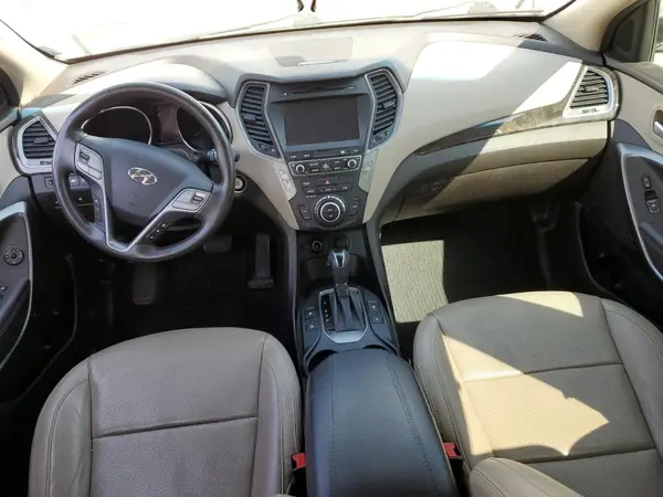 5XYZW4LA2HG394267 2017 HYUNDAI SANTA FE - Image 8