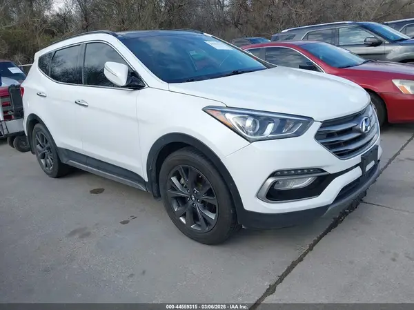 5XYZW4LA2HG502886 2017 HYUNDAI SANTA FE - Image 1
