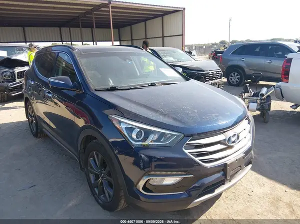 5XYZW4LA2JG535618 2018 HYUNDAI SANTA FE - Image 1