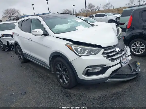 5XYZW4LA3HG460793 2017 HYUNDAI SANTA FE - Image 1