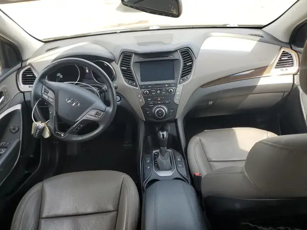 5XYZW4LA3HG460972 2017 HYUNDAI SANTA FE - Image 8