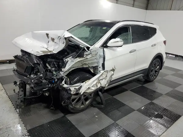 5XYZW4LA3HG465055 2017 HYUNDAI SANTA FE - Image 1