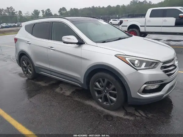 5XYZW4LA3HG472104 2017 HYUNDAI SANTA FE - Image 1
