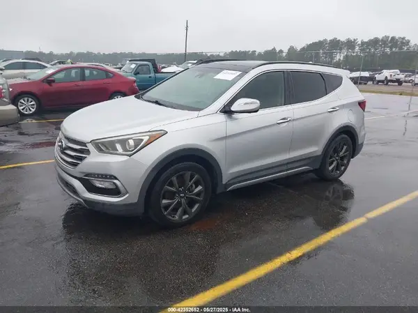 5XYZW4LA3HG472104 2017 HYUNDAI SANTA FE - Image 2