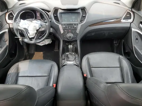 5XYZW4LA4HG460009 2017 HYUNDAI SANTA FE - Image 8