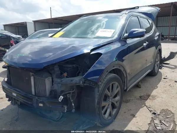 5XYZW4LA4HG503165 2017 HYUNDAI SANTA FE - Image 2