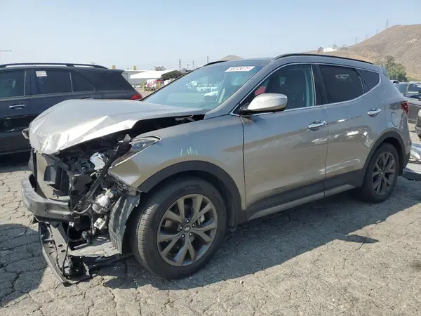 5XYZW4LA6JG563230 2018 HYUNDAI SANTA FE - Image 1