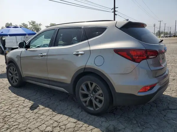 5XYZW4LA6JG563230 2018 HYUNDAI SANTA FE - Image 2