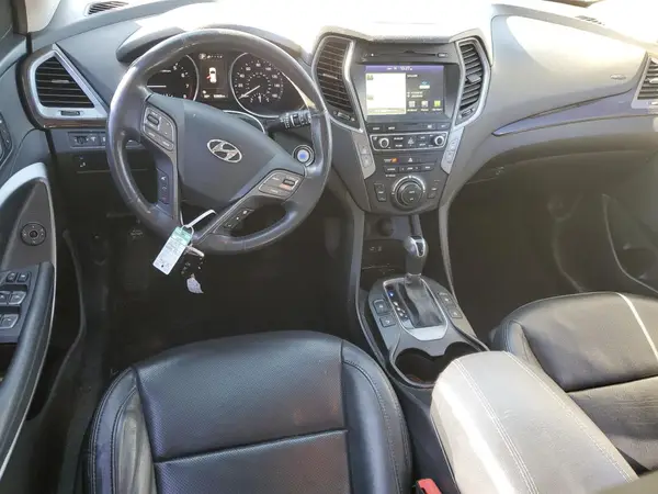 5XYZW4LA7HG385628 2017 HYUNDAI SANTA FE - Image 8