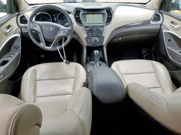 5XYZW4LA8HG394533 2017 HYUNDAI SANTA FE - Image 8