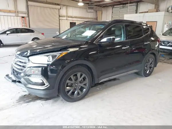 5XYZW4LA8HG422606 2017 HYUNDAI SANTA FE - Image 2