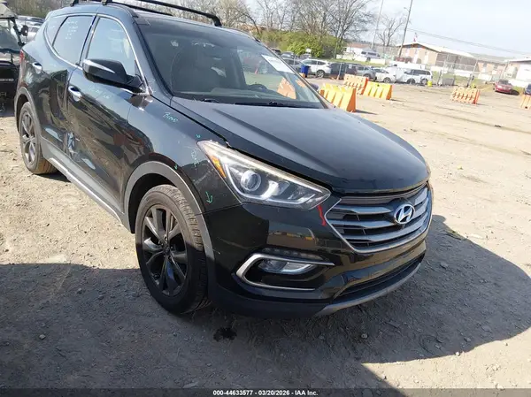 5XYZW4LA8HG485124 2017 HYUNDAI SANTA FE - Image 1