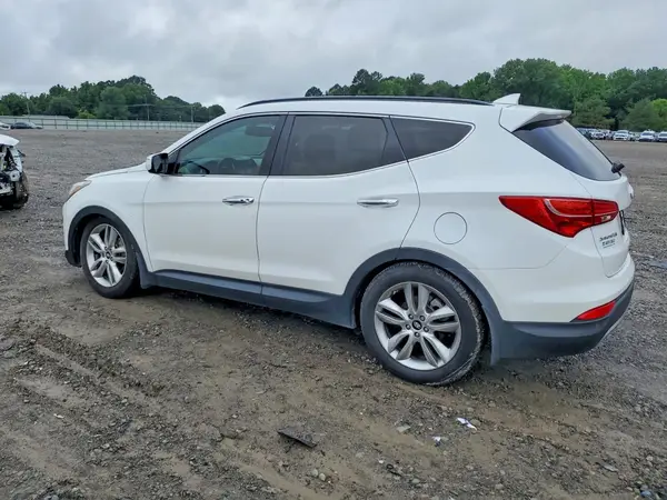 5XYZW4LA9GG305714 2016 HYUNDAI SANTA FE - Image 2