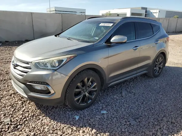 5XYZW4LA9HG457011 2017 HYUNDAI SANTA FE - Image 1