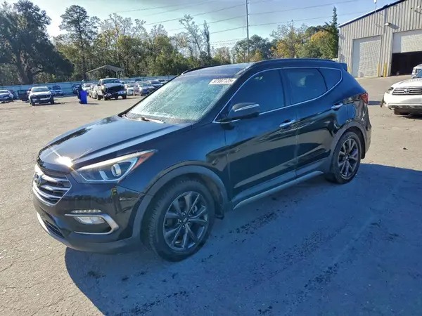 5XYZW4LA9HG460975 2017 HYUNDAI SANTA FE - Image 1