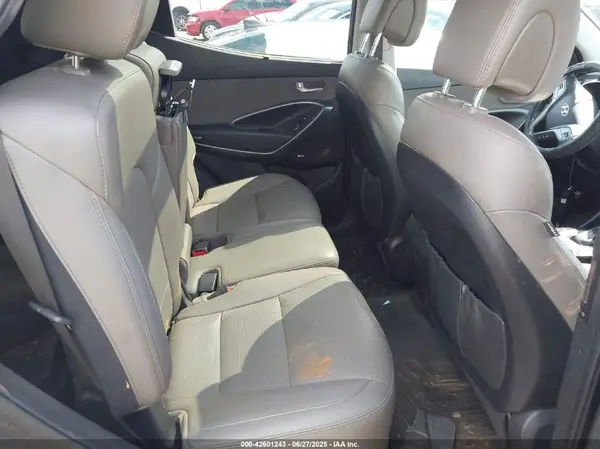5XYZW4LA9HG481972 2017 HYUNDAI SANTA FE - Image 8