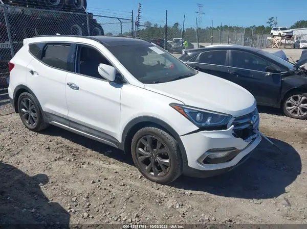 5XYZW4LAXHG458040 2017 HYUNDAI SANTA FE - Image 1