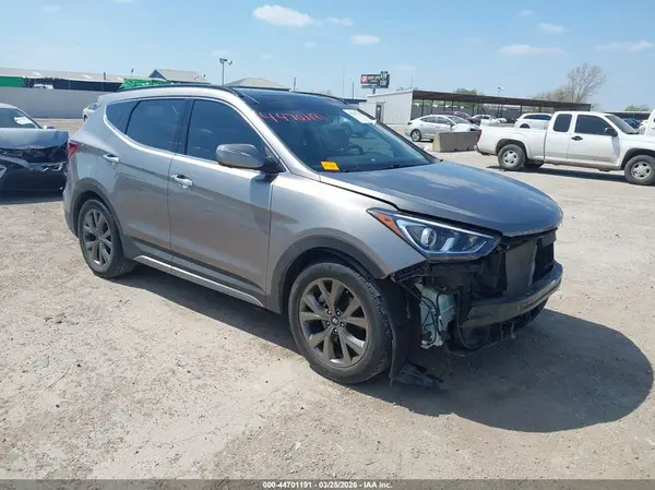 5XYZW4LAXJG515391 2018 HYUNDAI SANTA FE - Image 1