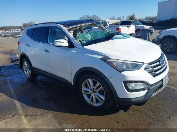 5XYZWDLA0GG313717 2016 HYUNDAI SANTA FE - Image 1