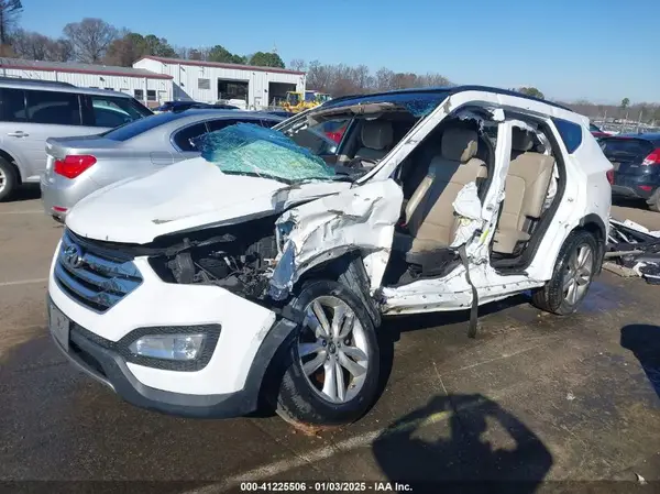 5XYZWDLA0GG313717 2016 HYUNDAI SANTA FE - Image 2