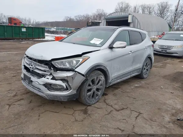 5XYZWDLA0HG471167 2017 HYUNDAI SANTA FE - Image 2